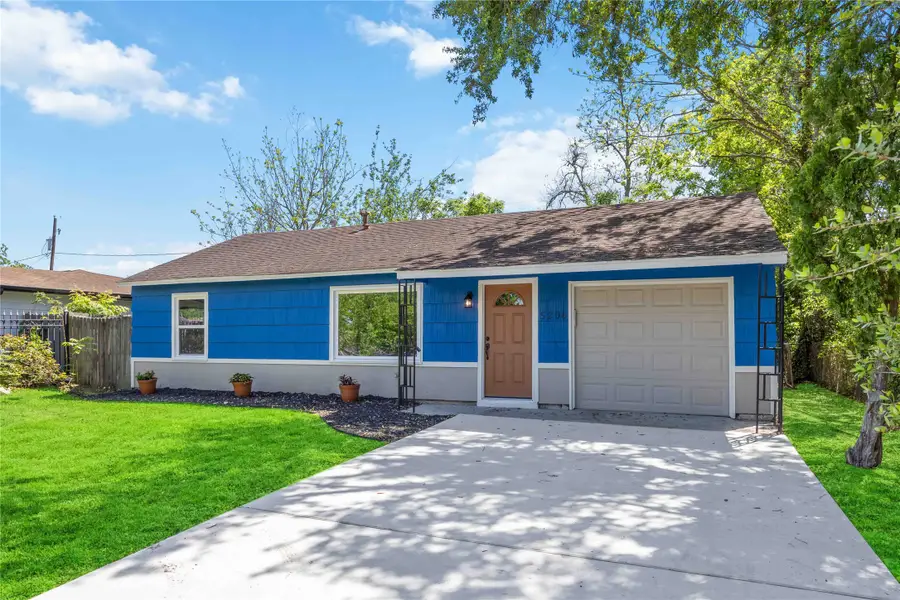 5206 Willow Glen Drive, Houston, TX 77033 - Image #2