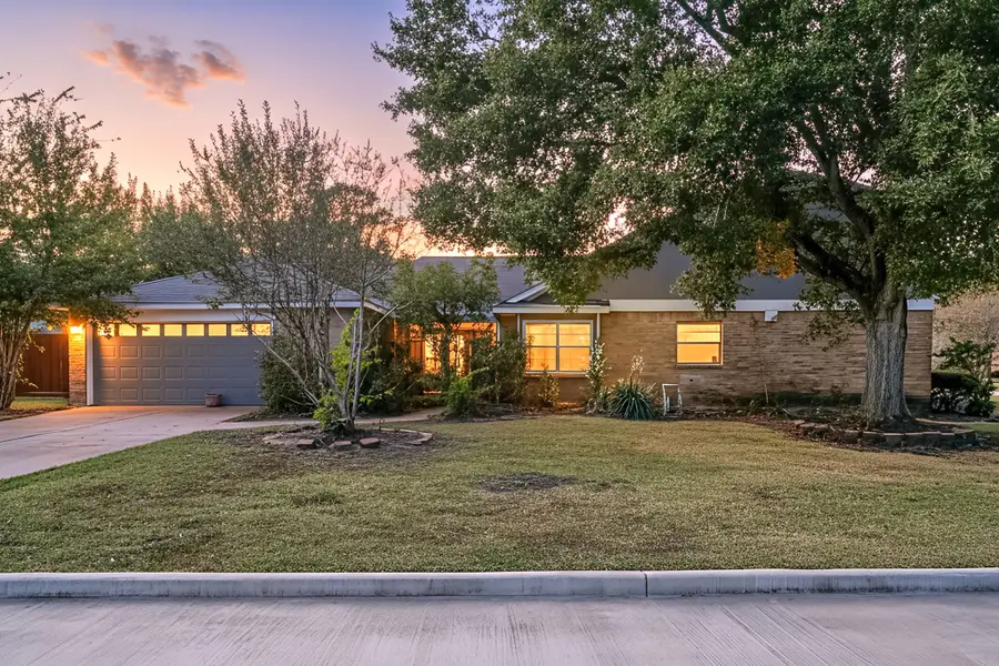 2503 Ashmont Drive, Missouri City, TX 77459 - Image #2