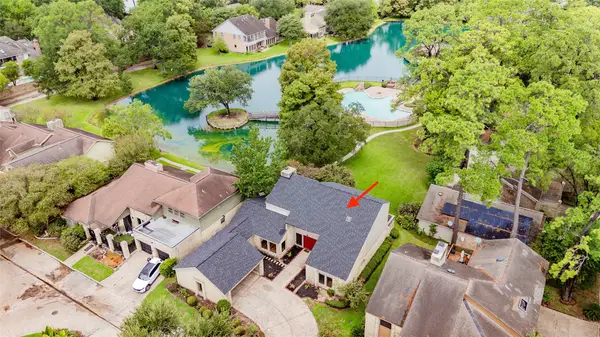 175 Old Bridge Lake, Houston, TX 77069