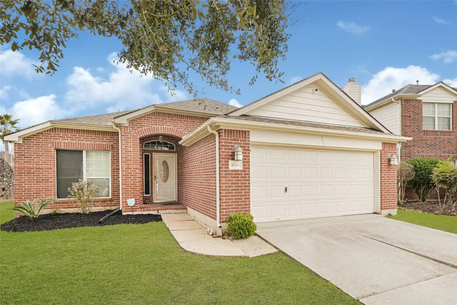 4526 Noble Ct Court, Baytown, TX 77521 - Image #2