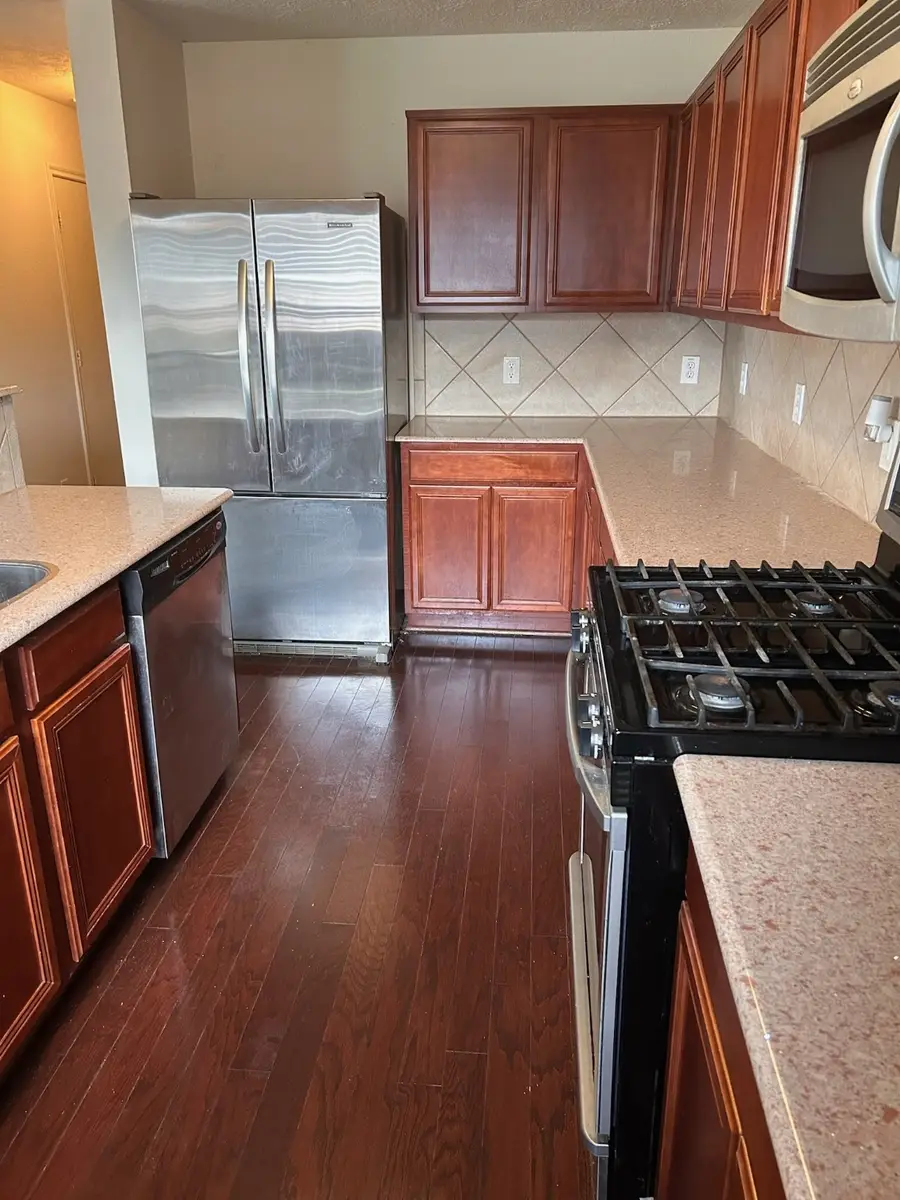 4102 Autumn View Drive, Houston, TX 77048 - Image #3