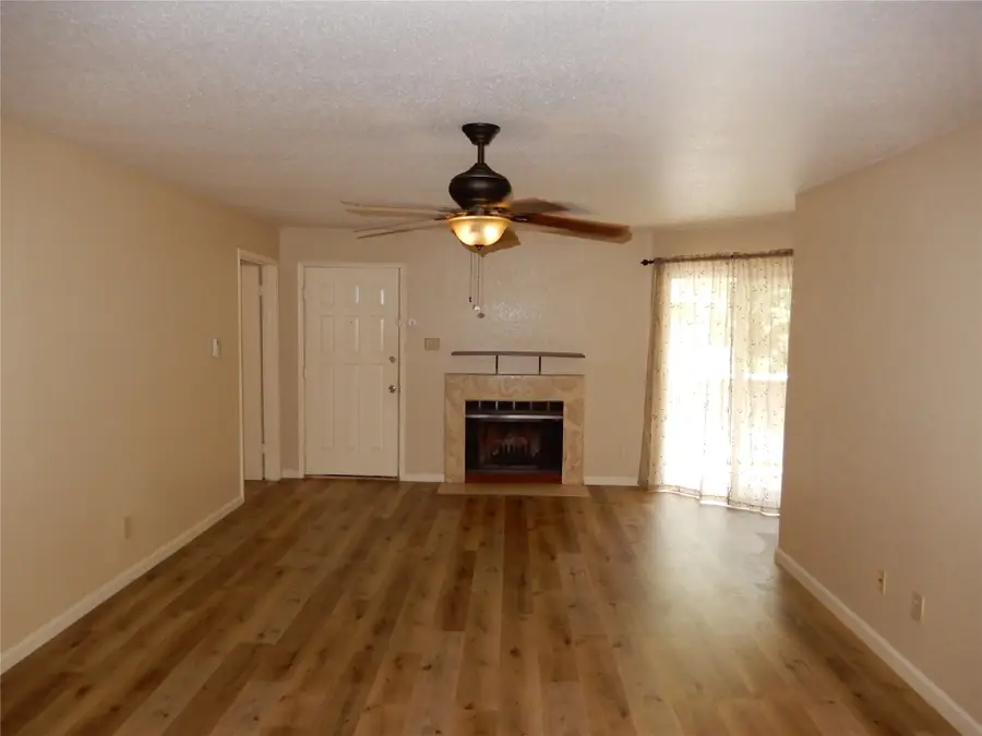 9797 Leawood Boulevard #902, Houston, TX 77099 - #2