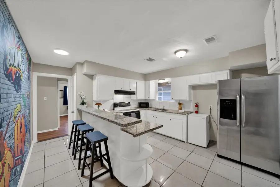 5818 Schevers Street, Houston, TX 77033 - #2