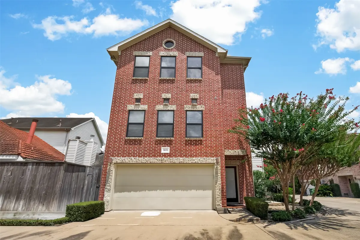 5653 Pine Street, Houston, TX 77081 - #1