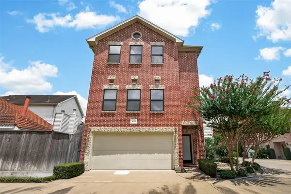 5653 Pine Street, Houston, TX 77081