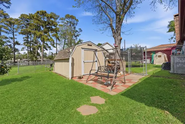 18327 Shoreline Drive, Crosby, TX 77532