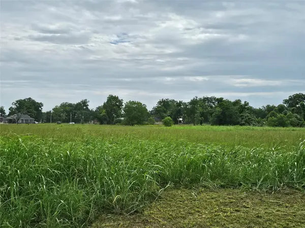 Lot 21 Wrangler Bend, Angleton, TX 77515