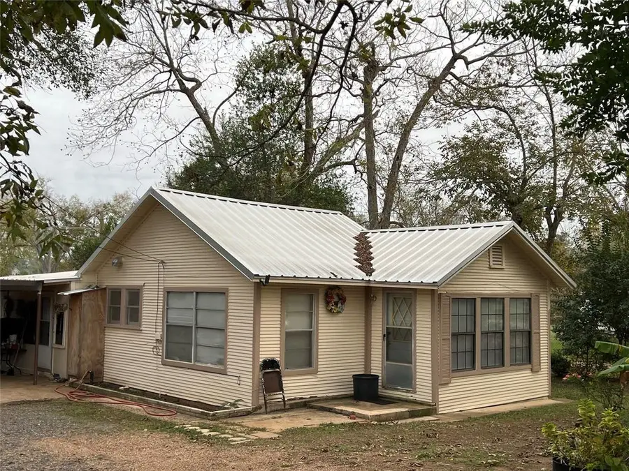 206 S Cottonwood Street, Crockett, TX 75835 - #2