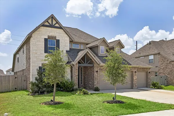 5911 Wayne Way, Rosenberg, TX 77471