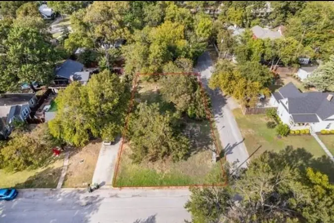 1001 W Avenue F, Garland, TX 75040 - #1