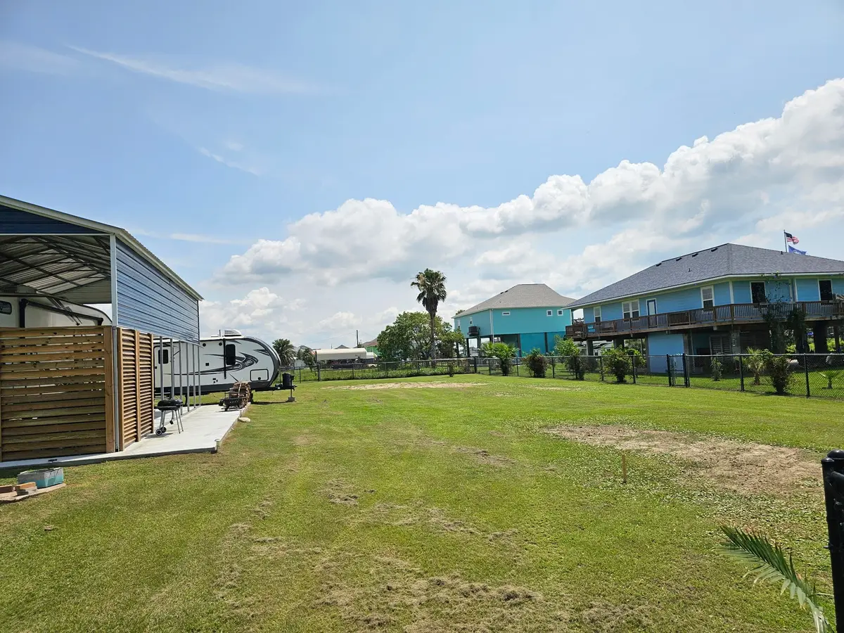 915 W Verdia Drive, Port Bolivar, TX 77650 - #1