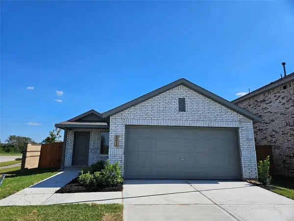 16225 Bergara Bend Drive, Splendora, TX 77327