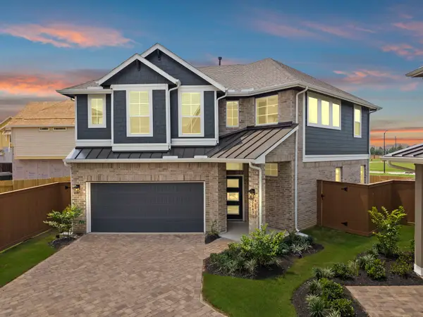 7643 Swooping Swallow Lane, Katy, TX 77493