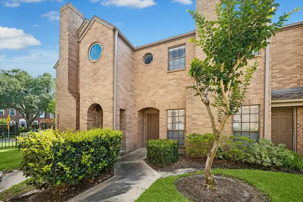 3300 Bellefontaine Street #2, Houston, TX 77025