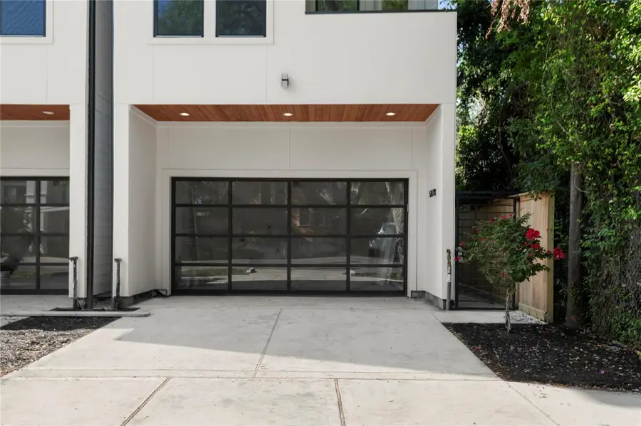 5117 Schuler Street #B, Houston, TX 77007 - Image #2