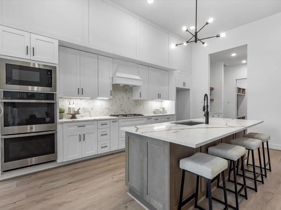 99 Wick Willow Drive, Montgomery, TX 77356 - Image #3