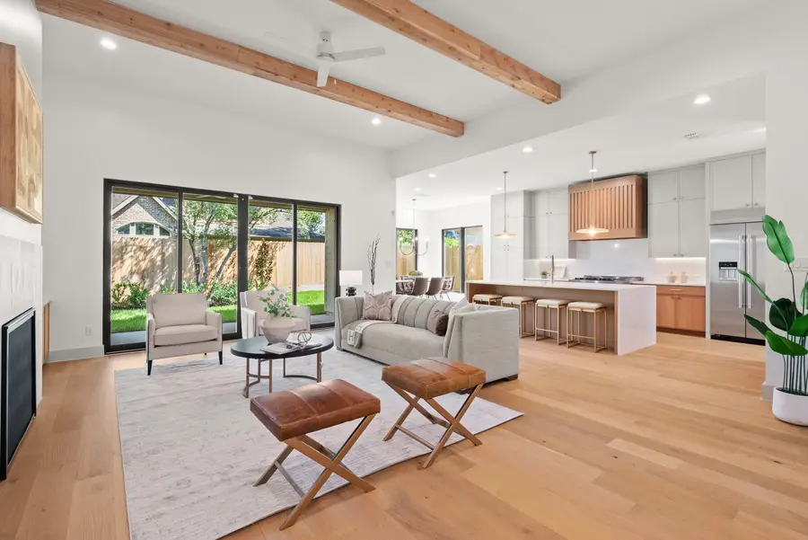 1310 Chantilly, Houston, TX 77018 - Image #2