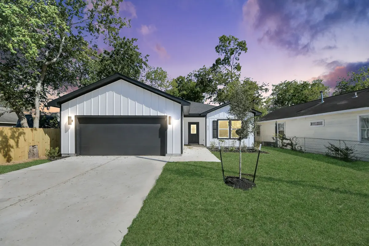 8235 Canyon Street, Houston, TX 77051 - #1