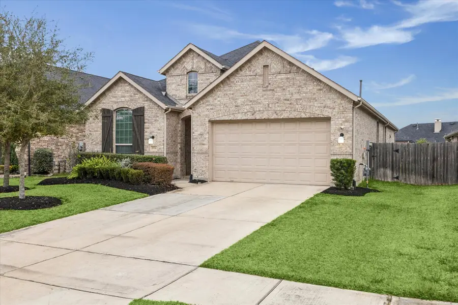 19706 Glenwick Falls Ct, Richmond, TX 77407 - Image #2