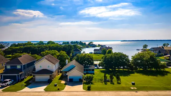 185 Bayview Lane, Livingston, TX 77351