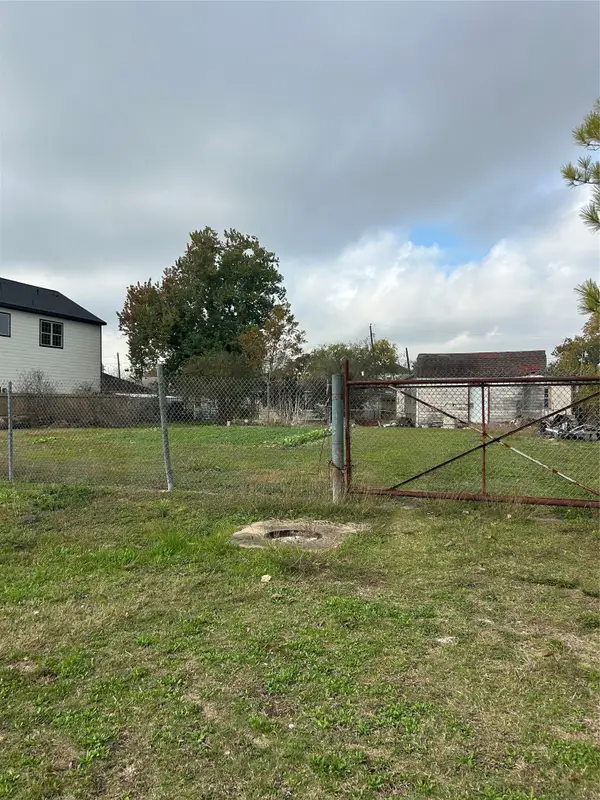 0 Cabell Street Street, Houston, TX 77022