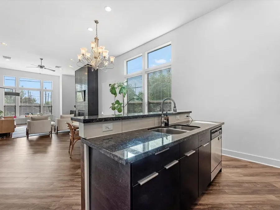 3421 Gillespie Street, Houston, TX 77020 - #3