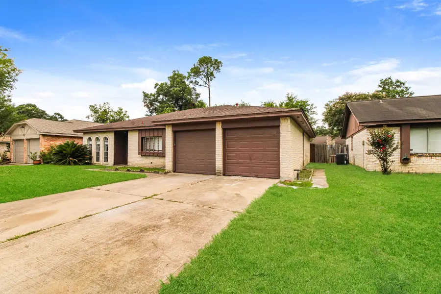 2811 E Birchdale Drive, Missouri City, TX 77489 - #3