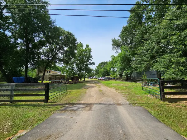 7225 Root Road, Spring, TX 77389