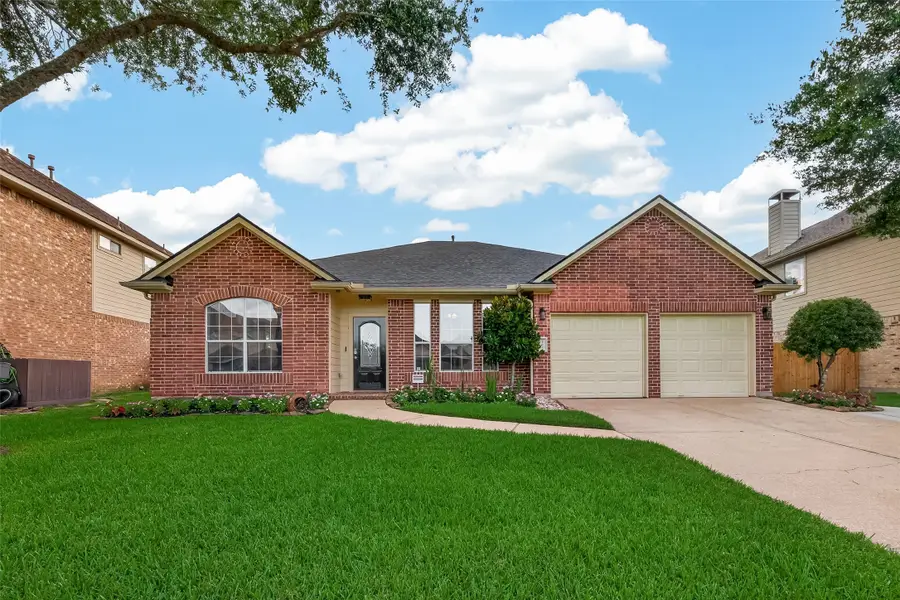405 Wickford Court, League City, TX 77573 - #2