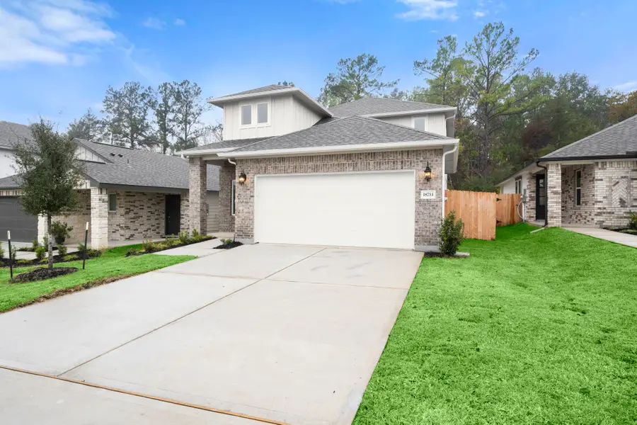 18733 Timber Glen Drive, Conroe, TX 77316 - Image #2