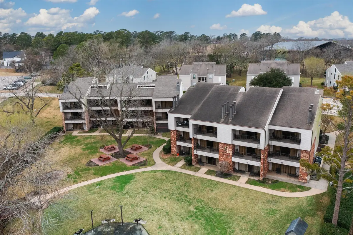 1000 April Sound Boulevard, Conroe, TX 77356 - #1