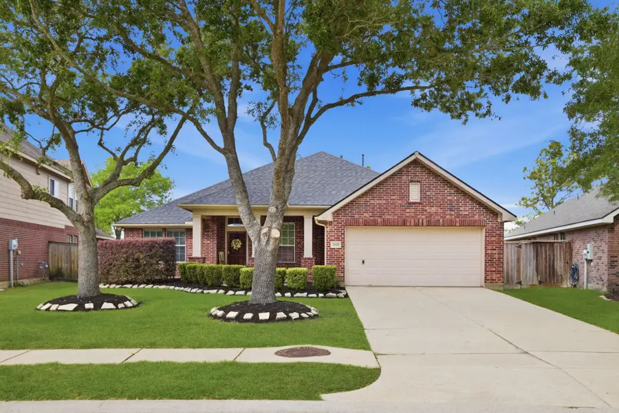 2821 Chinaberry Park Lane, League City, TX 77573 - #2