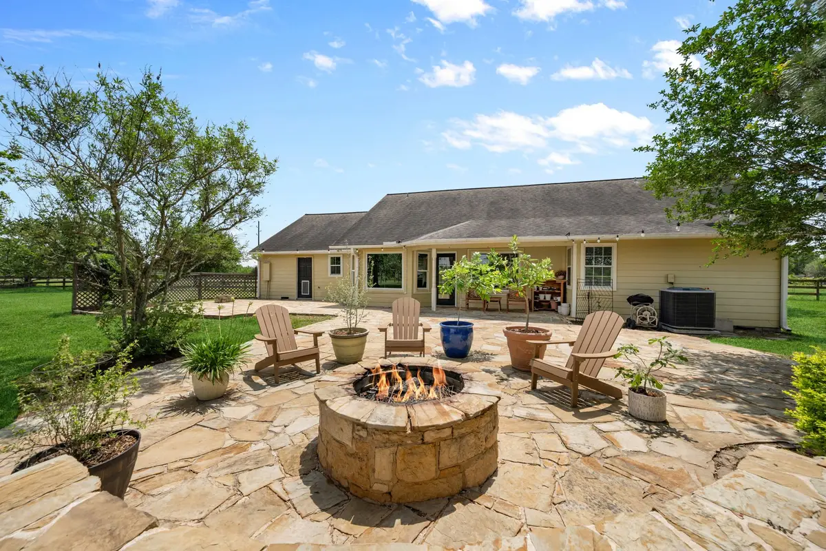 1945 Settlers Way Drive, Sealy, TX 77474 - #1