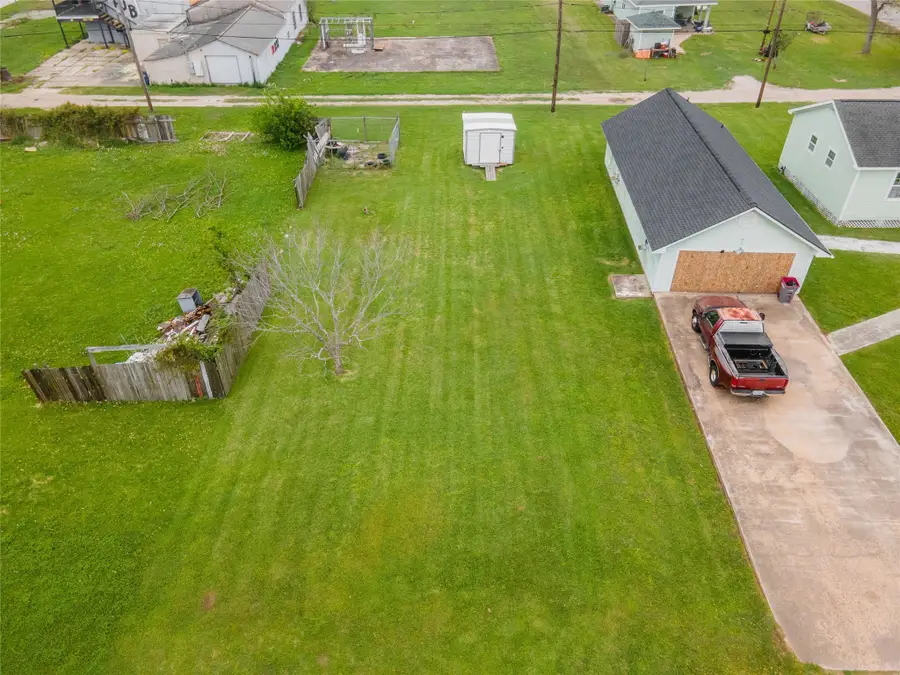 414 S Avenue B, Freeport, TX 77541 - Image #2