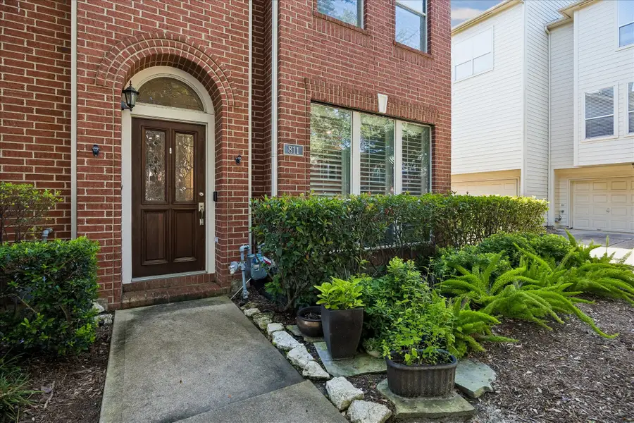 811 W Heights Hollow Lane, Houston, TX 77007 - #2