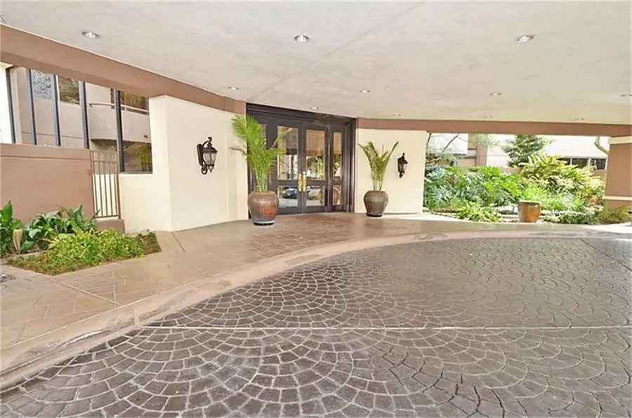 3525 Sage Road #706, Houston, TX 77056 - #2