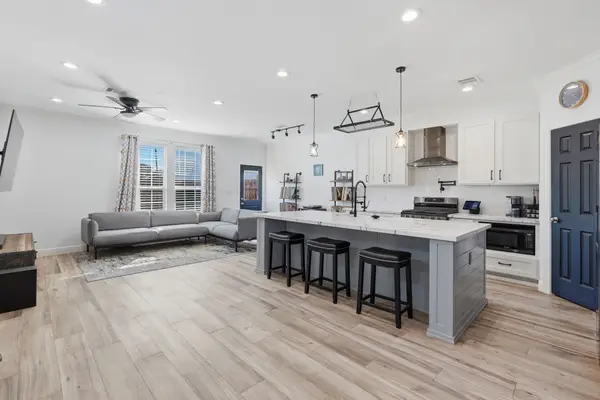 7320 Avenue J, Houston, TX 77011