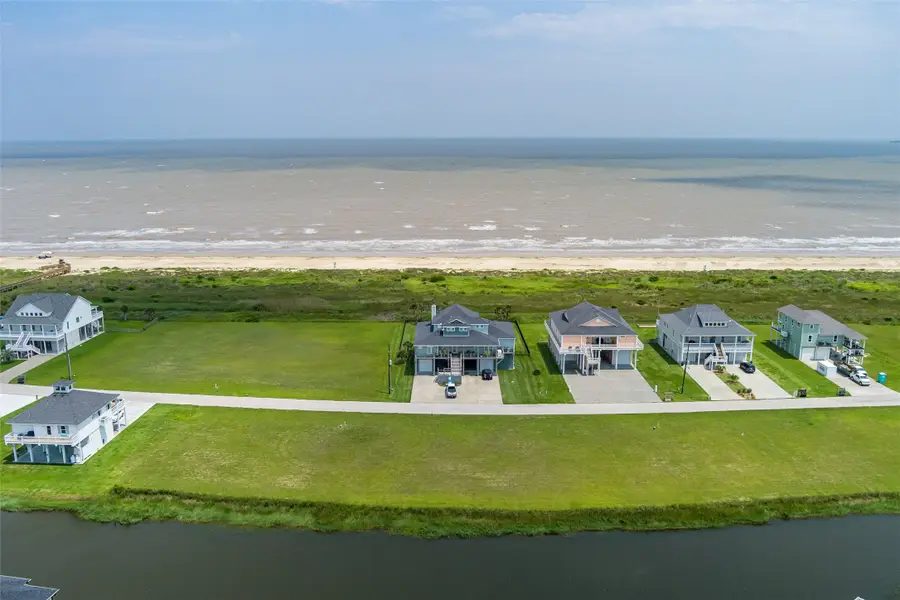 3829 Biscayne Beach Road, Crystal Beach, TX 77650 - #3
