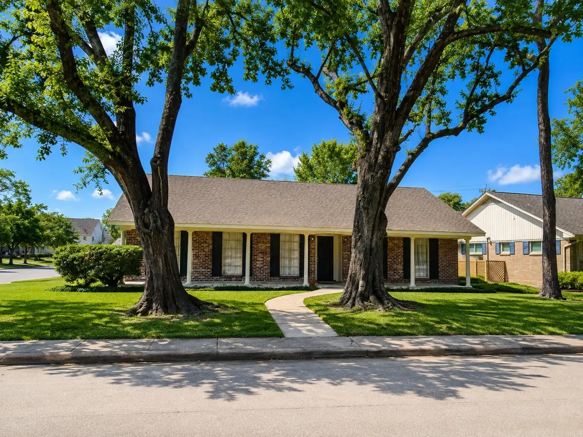 6123 Lynbrook Drive, Houston, TX 77057 - #1