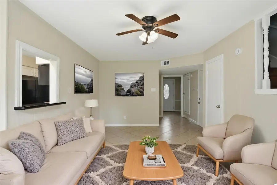 6046 W Airport Boulevard, Houston, TX 77035 - #2