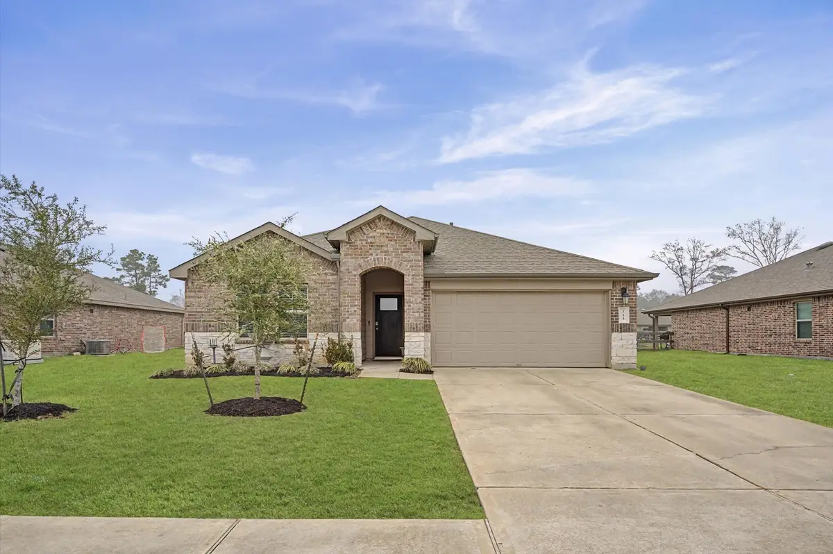 222 Kickapoo Drive, Anahuac, TX 77514 - #1