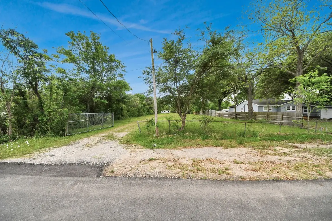 703 North Road, Baytown, TX 77521 - #1