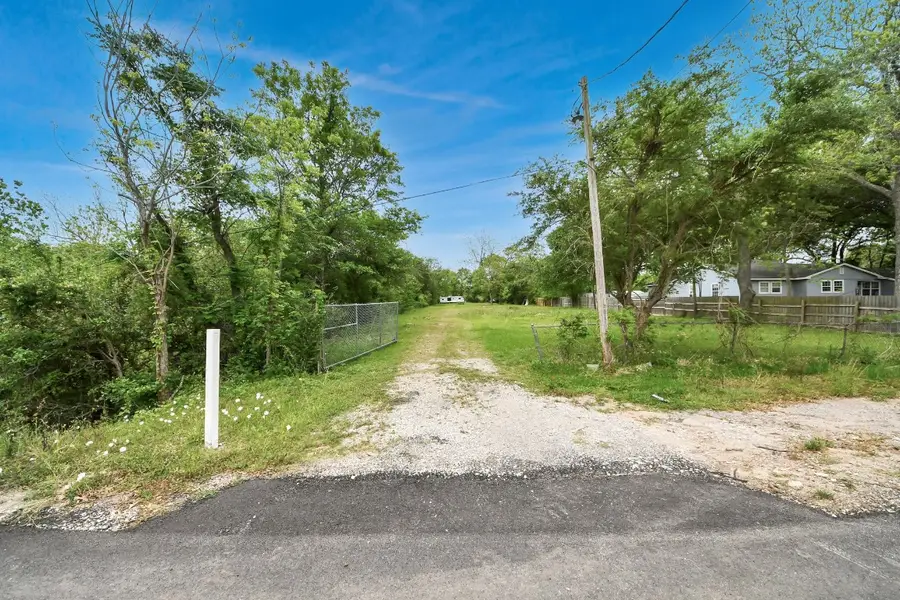 703 North Road, Baytown, TX 77521 - #2
