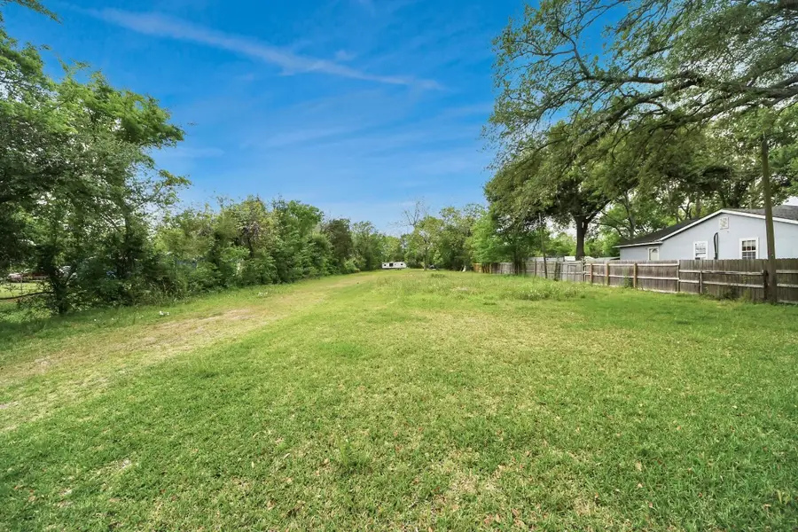 703 North Road, Baytown, TX 77521 - #3