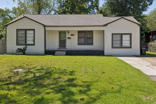 1203 Adams Street, Baytown, TX 77520