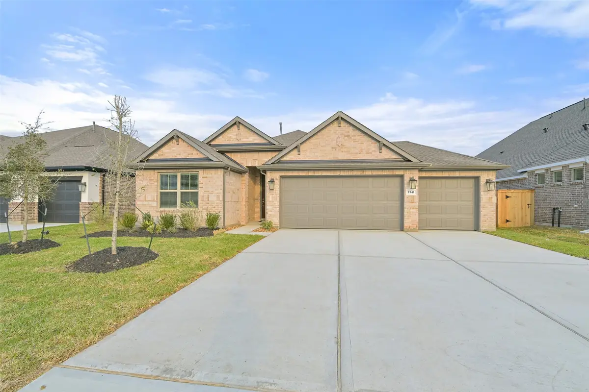 1541 Apache Heights Drive, Dayton, TX 77535 - #1