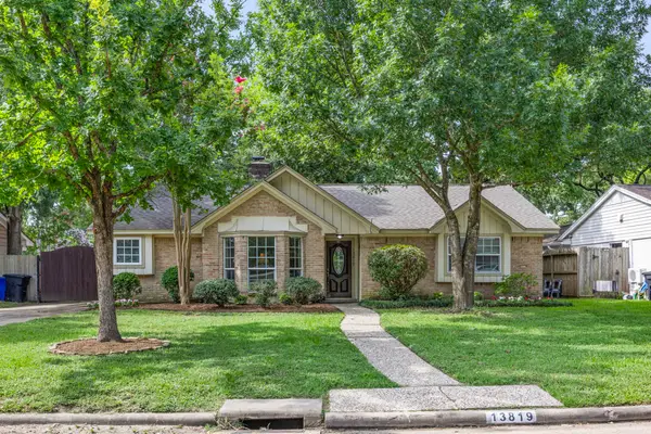13819 Britoak Lane, Houston, TX 77079