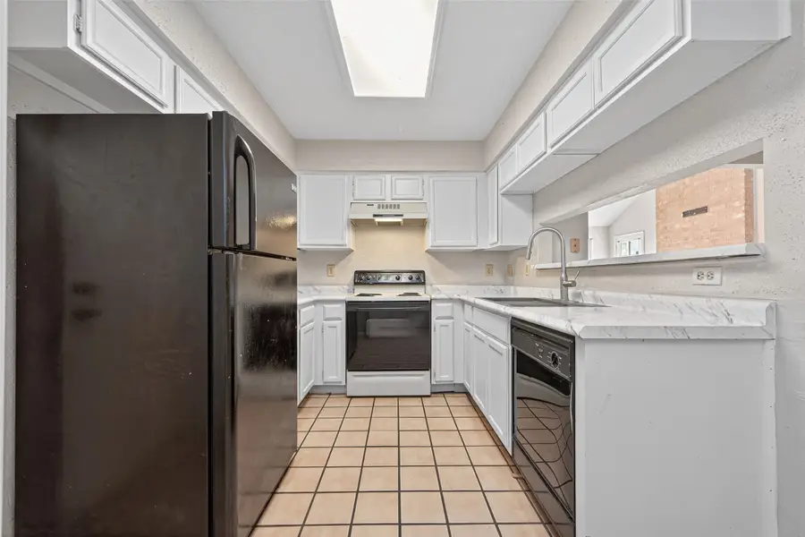 16727 Capewood Drive, Humble, TX 77396 - Image #3