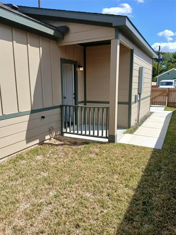 6426 Calhoun Road, Houston, TX 77021