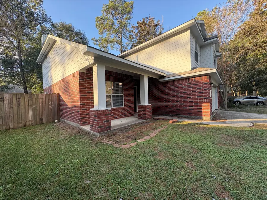 126 W Drifting Shadows Circle, Conroe, TX 77385 - Image #2